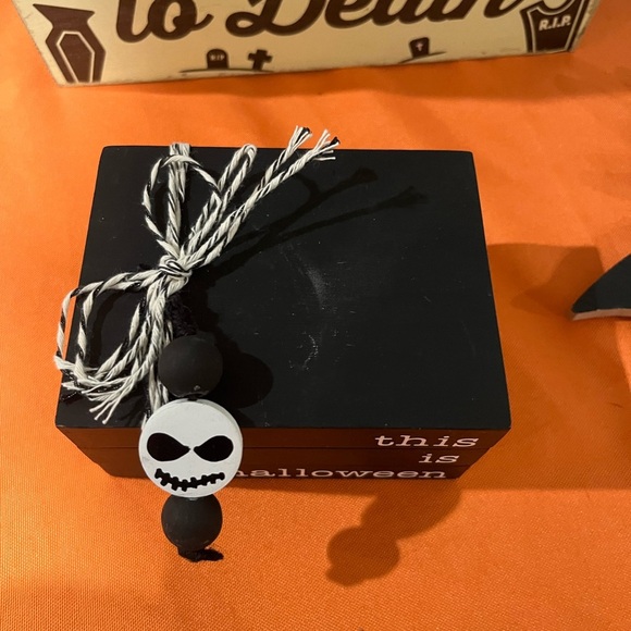 Disney Halloween Party Decor Set - Black and Orange - Picture 9 of 16